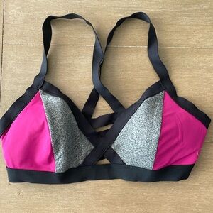 Camis swim top size small